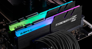 G.Skill Trident Z RGB F4-2666C18D-64GTZR memorijski modul 64 GB 2 x 32 GB DDR4 2666 MHz PC