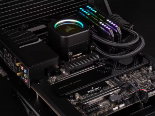 Corsair MP600 CORE XT 4 TB M.2 PCI Express 4.0 NVMe QLC 3D NAND PC