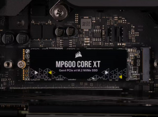 Corsair MP600 CORE XT 4 TB M.2 PCI Express 4.0 NVMe QLC 3D NAND PC