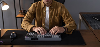 Cooler Master Peripherals MK770 tipkovnica Univerzalno USB + RF Wireless + Bluetooth QWERTY Mađarski Tamno sivo, Sivo PC