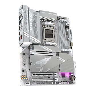 GIGABYTE X870 AORUS ELITE WIFI7 ICE AMD X870 Utor AM5 ATX PC