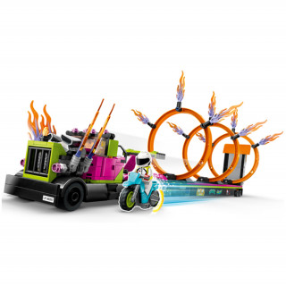 LEGO City: Kamion za vratolomije s vatrenim obručima (60357) Igračka