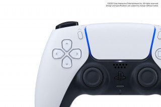 PlayStation 5 (PS5) DualSense kontroler (bijelo-crni) + EA Sports FC 24 (digitalni) PS5